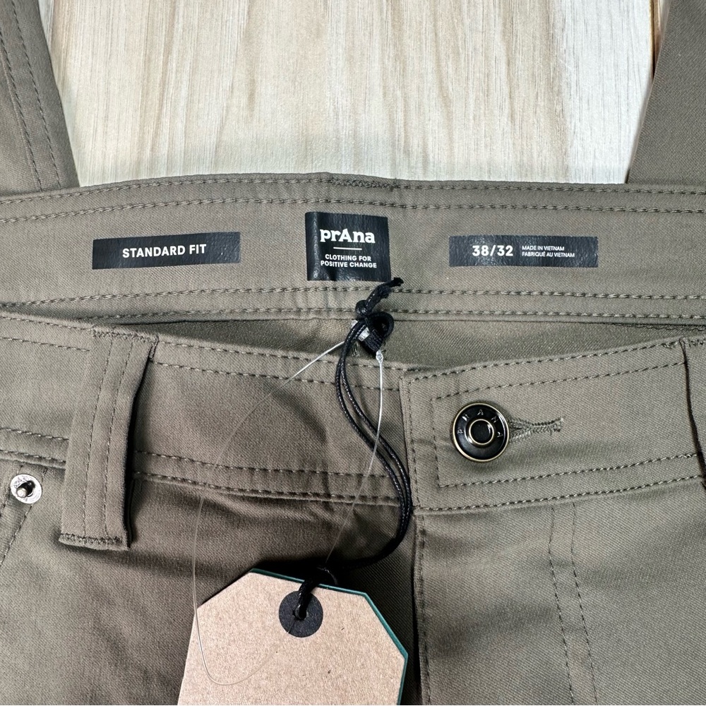 prAna Men's Green‎ Brion Pants Size 38x32 straight leg, standard fit MSRP$85 New - Picture 3 of 13